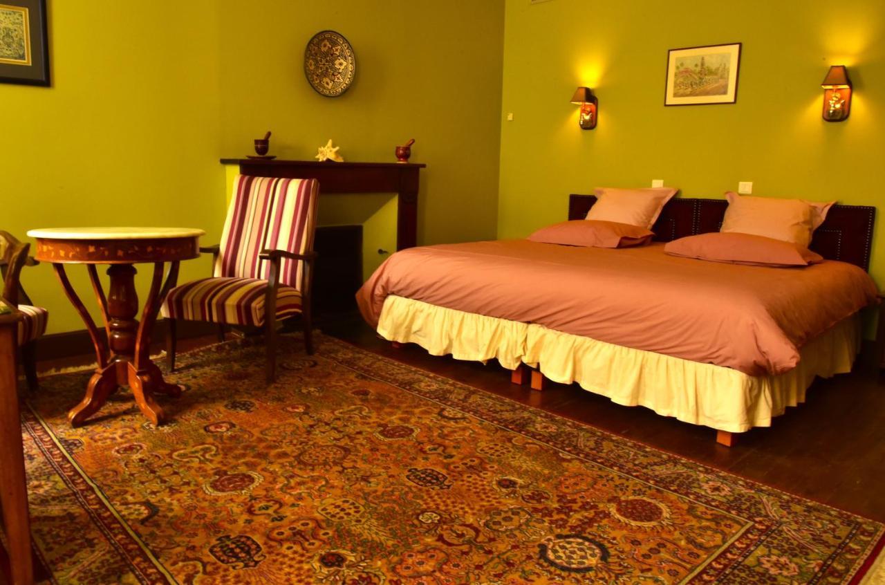 Logis Hotel Le Boudoir Belvès 외부 사진