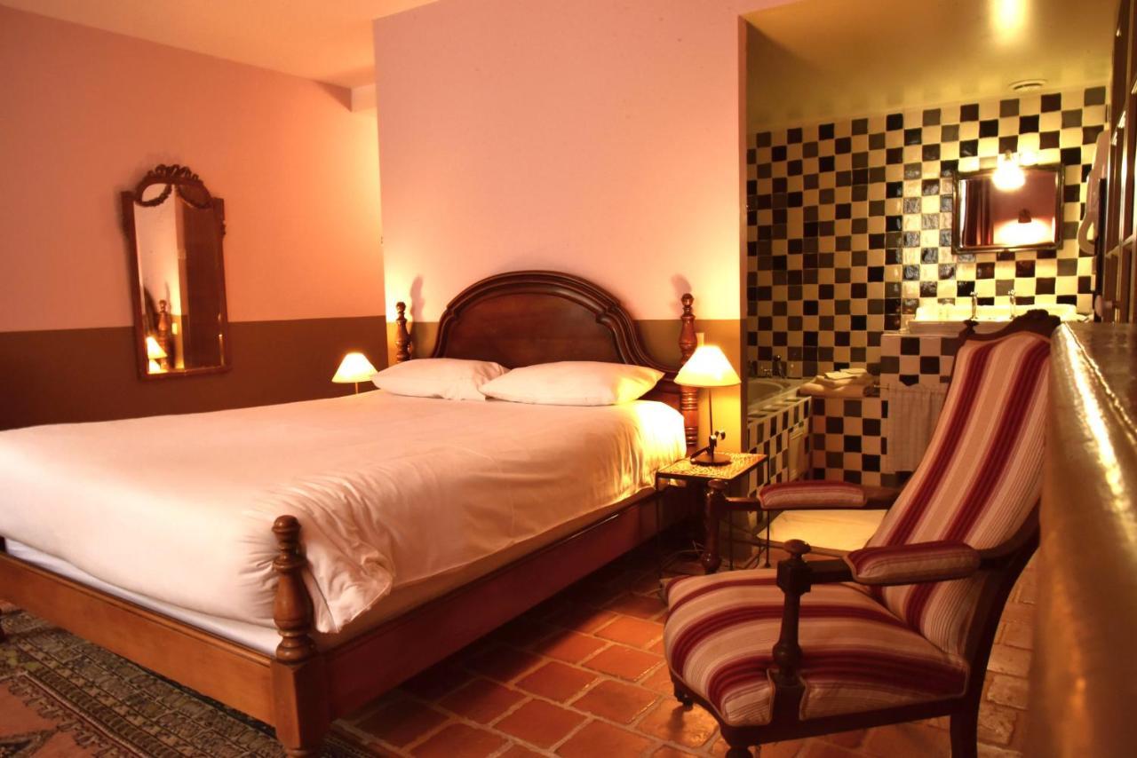Logis Hotel Le Boudoir Belvès 외부 사진