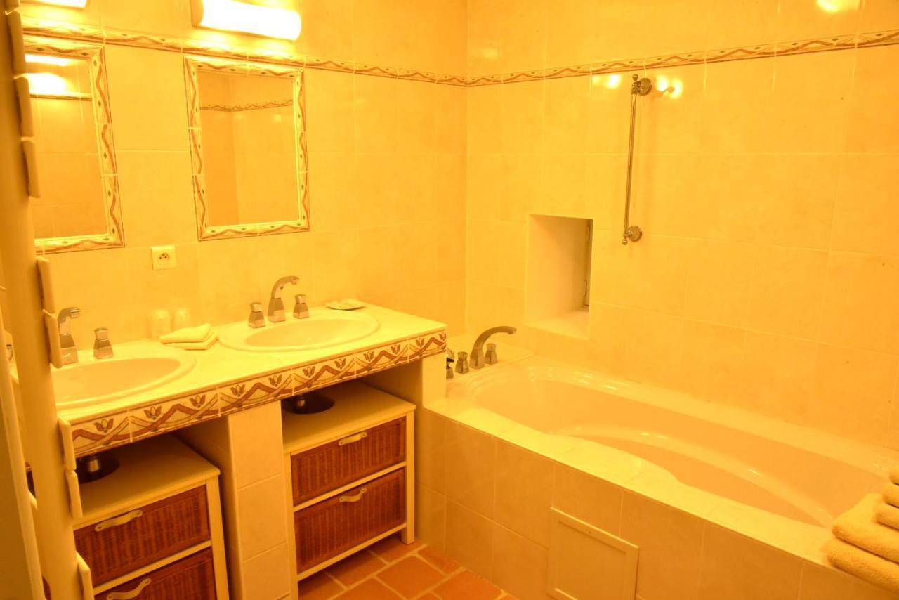 Logis Hotel Le Boudoir Belvès 외부 사진