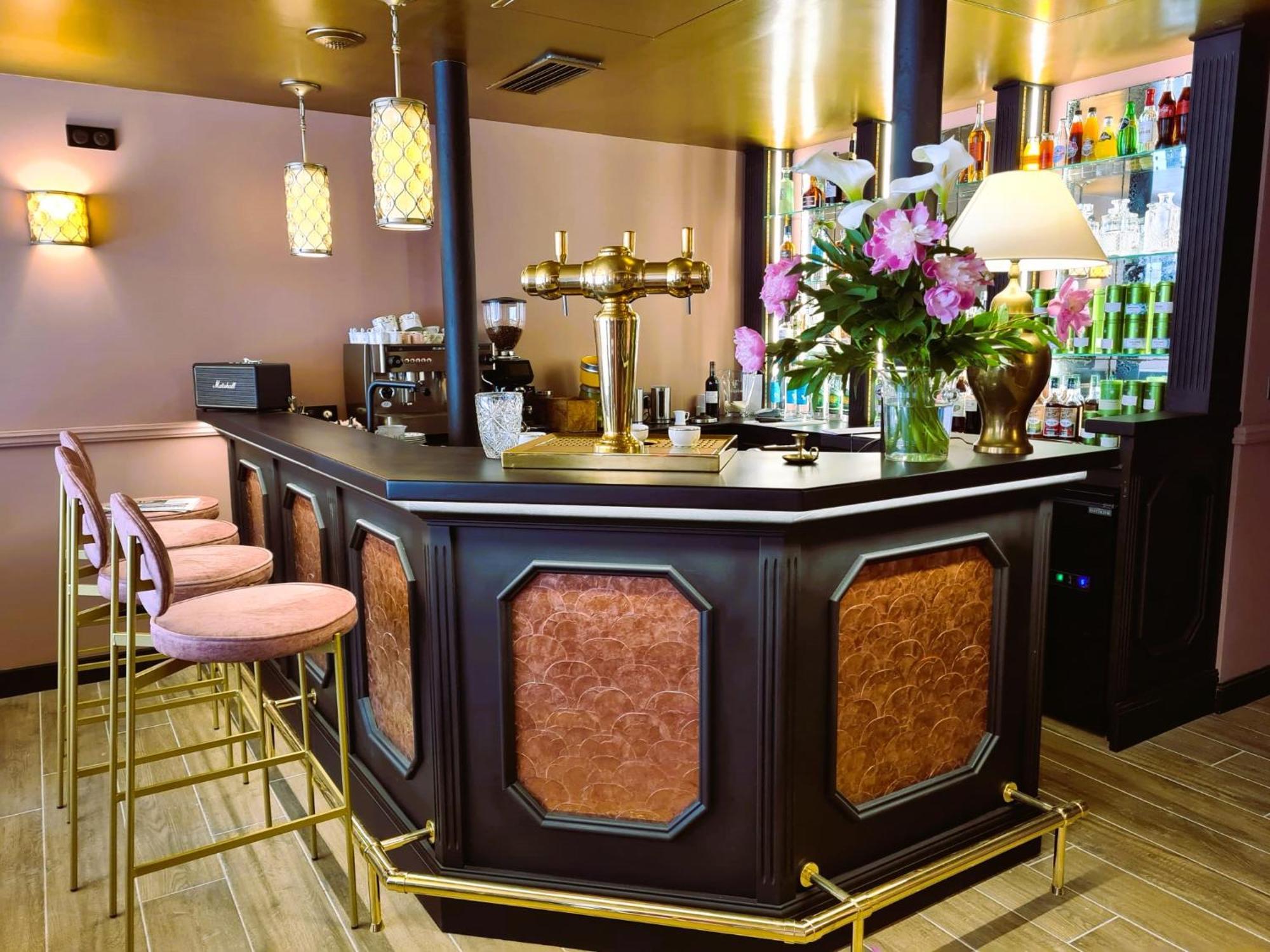 Logis Hotel Le Boudoir Belvès 외부 사진