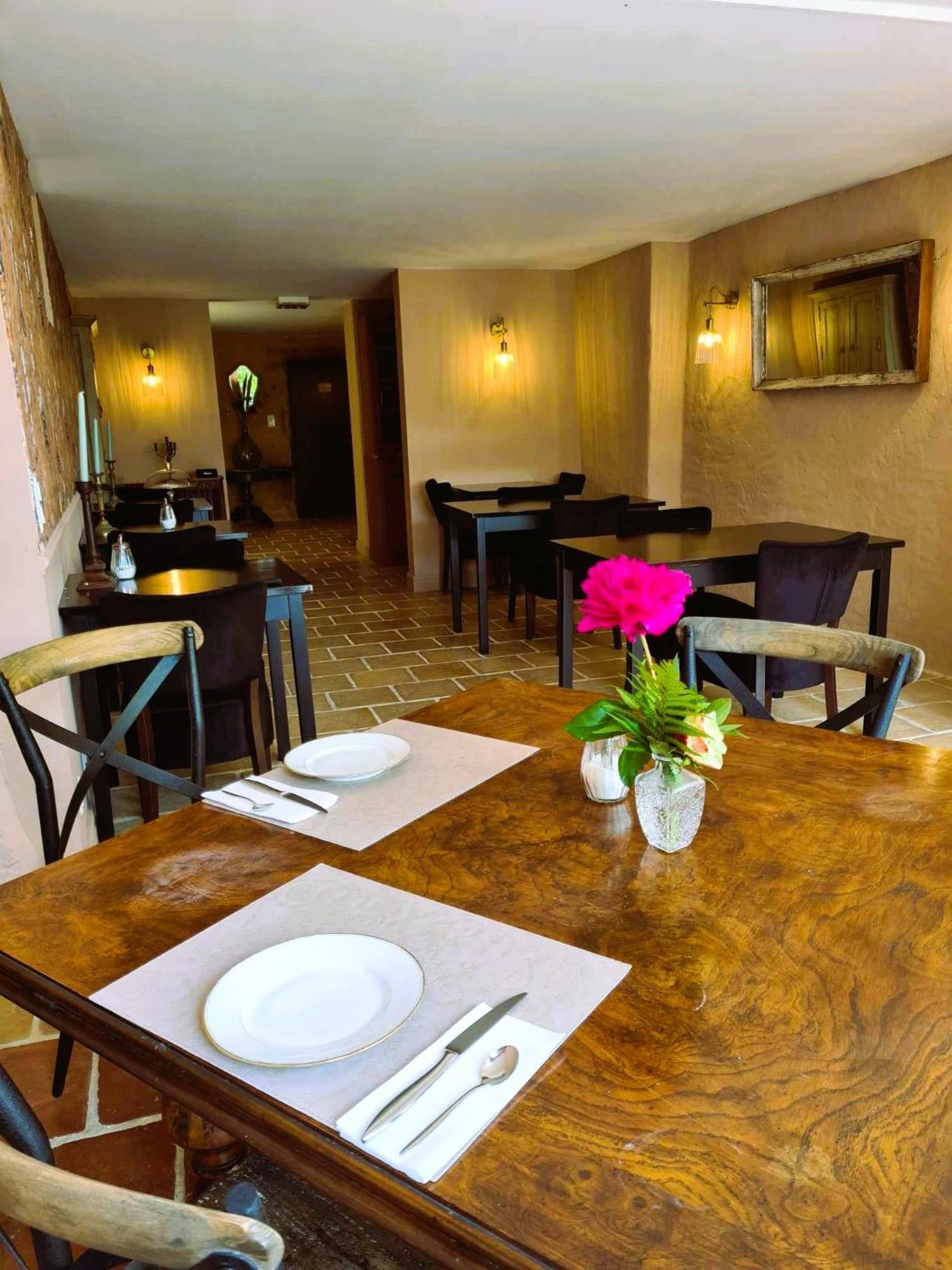Logis Hotel Le Boudoir Belvès 외부 사진