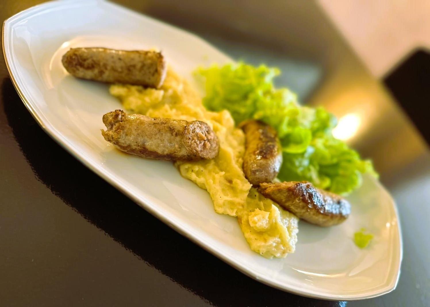 Logis Hotel Le Boudoir Belvès 외부 사진