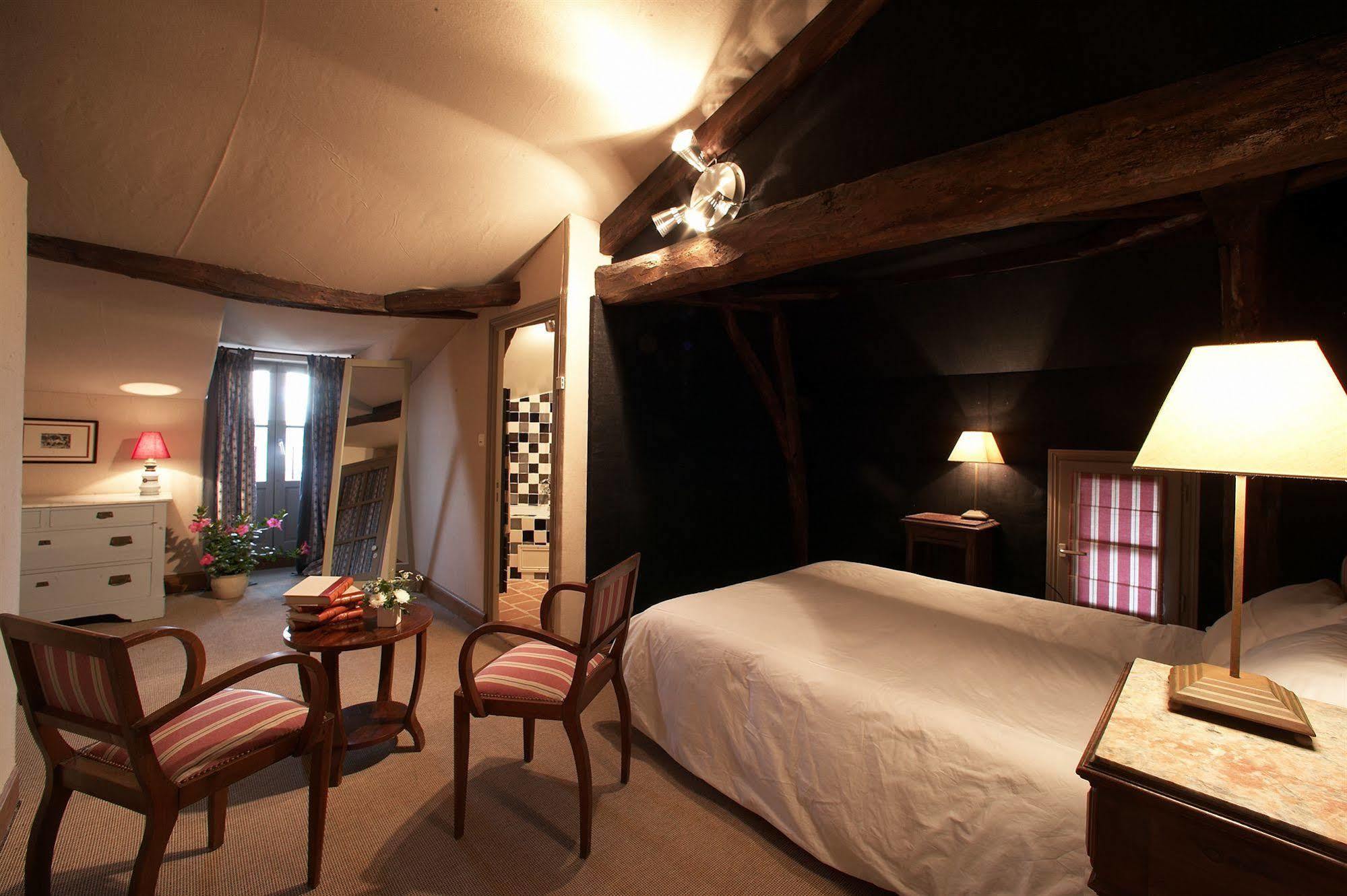 Logis Hotel Le Boudoir Belvès 외부 사진